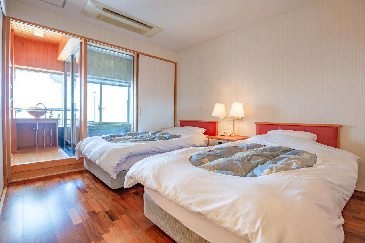 Hotel Ooedo Onsen Monogatari Kanko Minoh