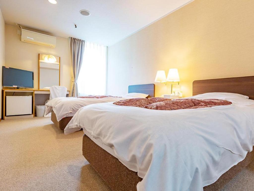 Hotel Ooedo Onsen Monogatari Kanko 3*